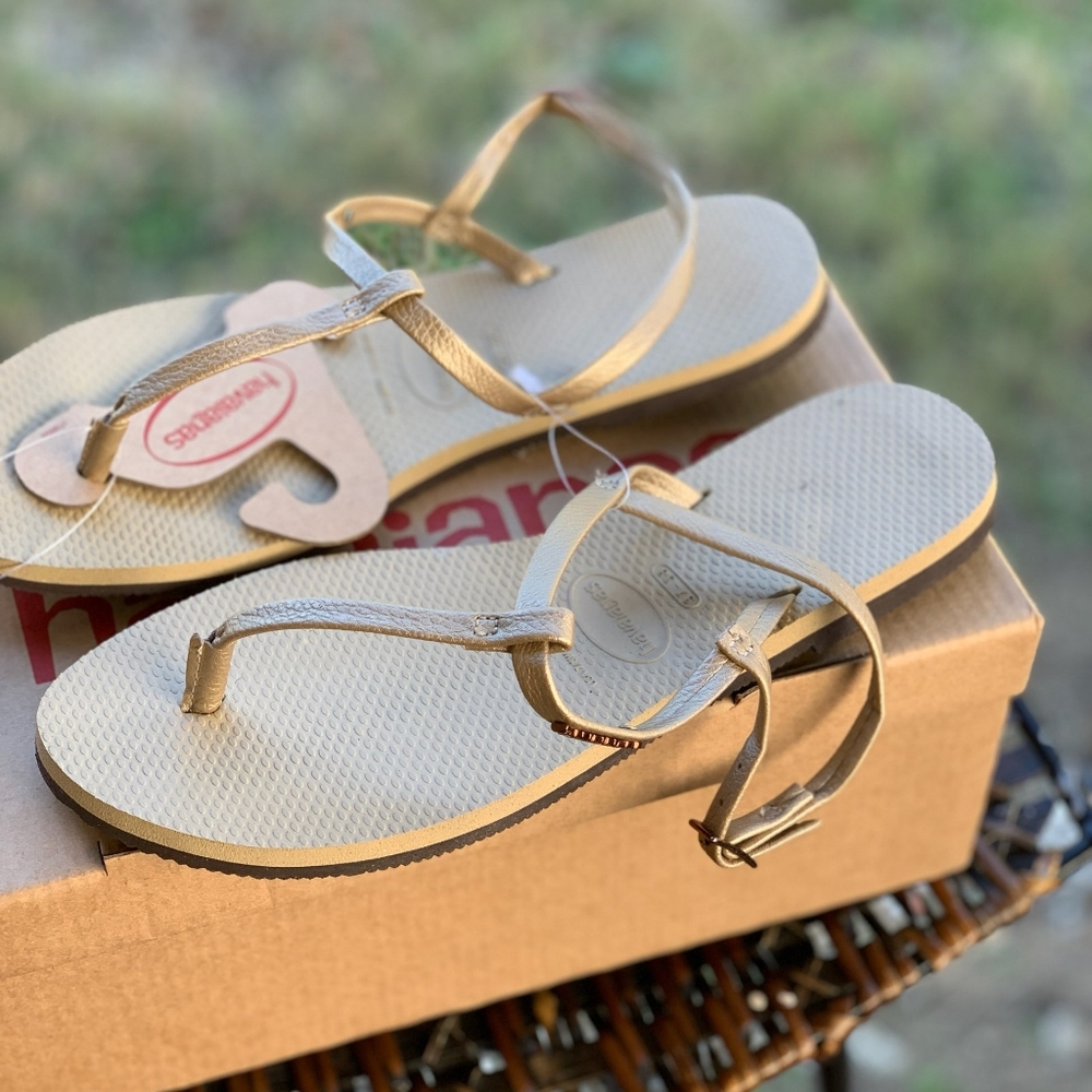 Sandals - Picture 4 of 5